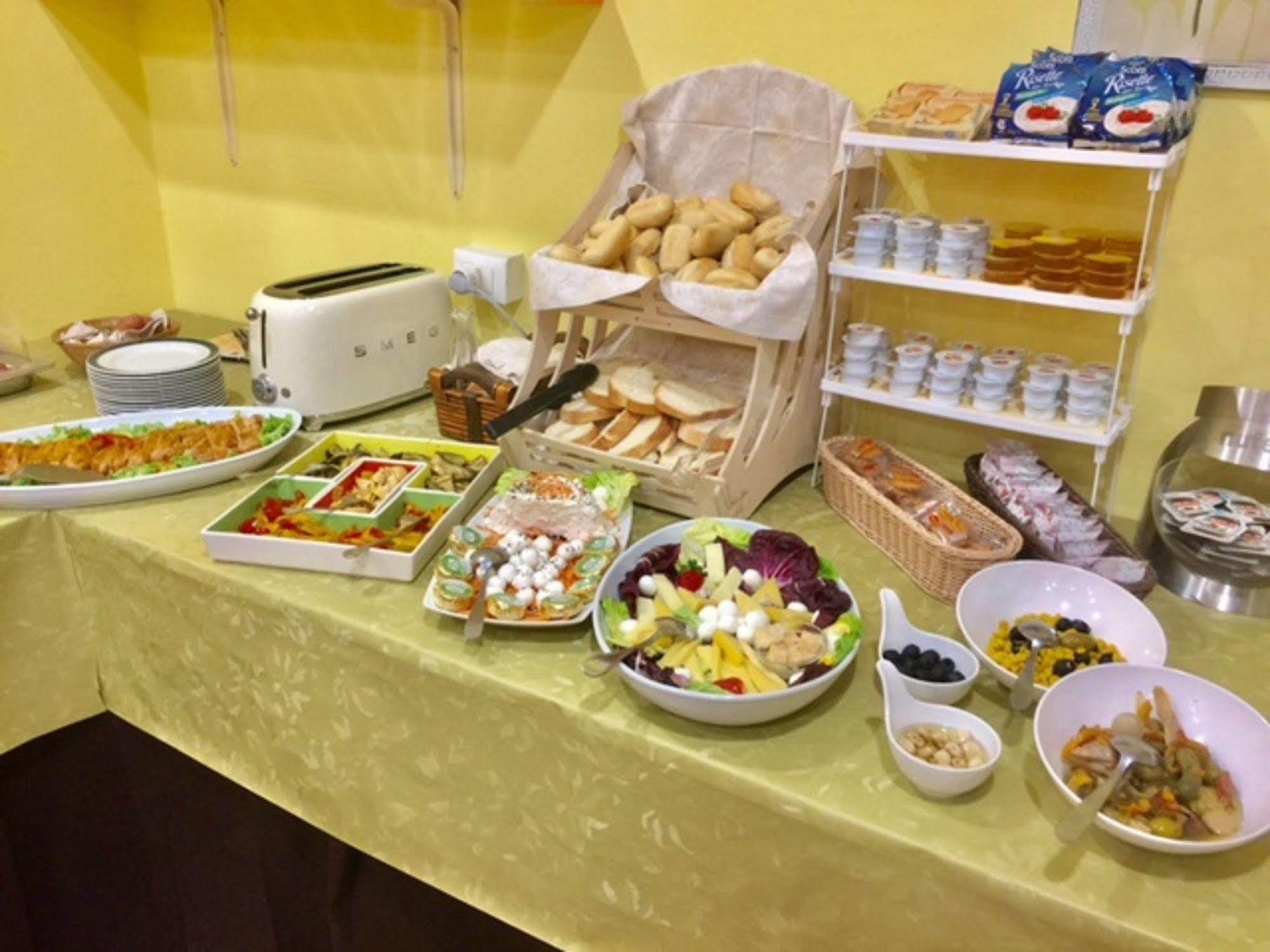 Hotel New Happy Rimini Ngoại thất bức ảnh