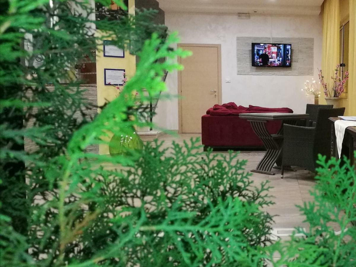 Hotel New Happy Rimini Ngoại thất bức ảnh